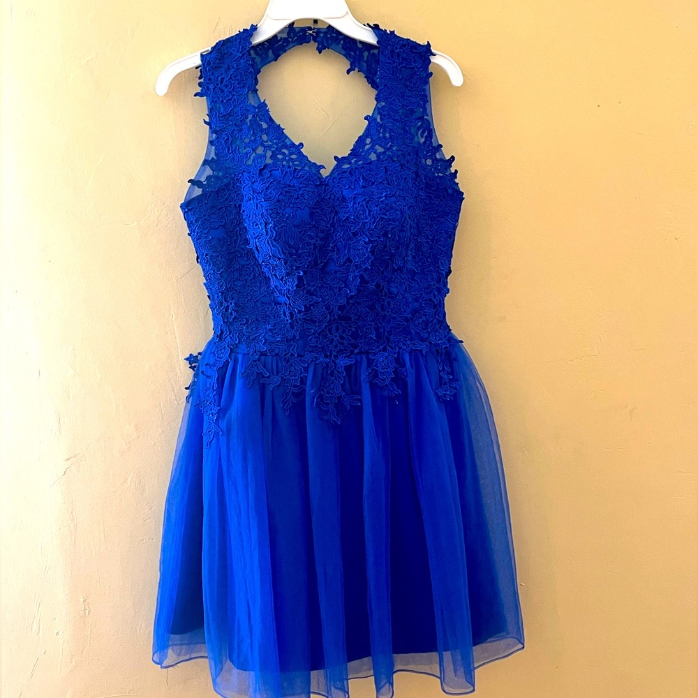 Elegant Blue Lace Dress